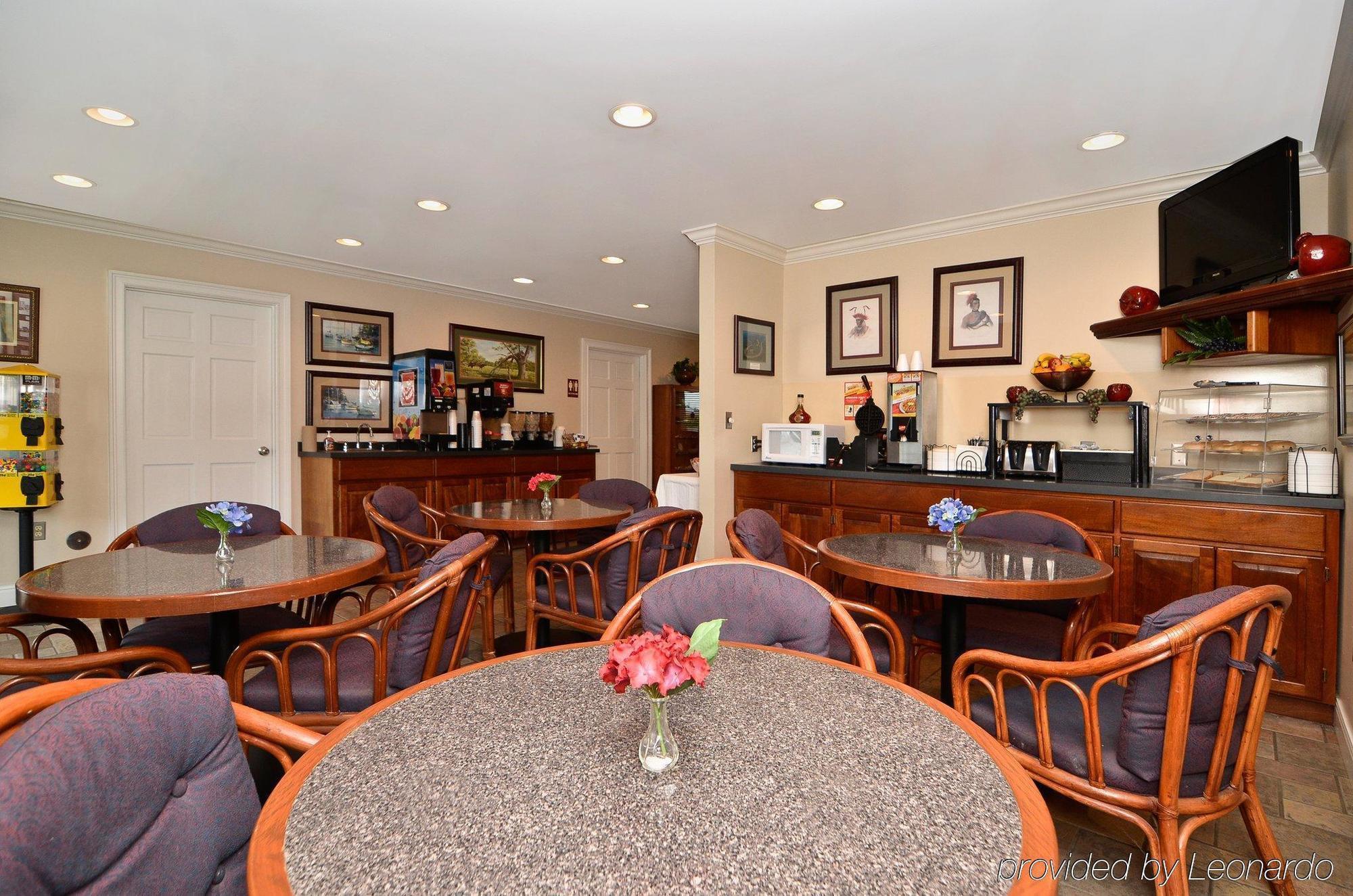 Days Inn By Wyndham Alexander City Restaurant photo