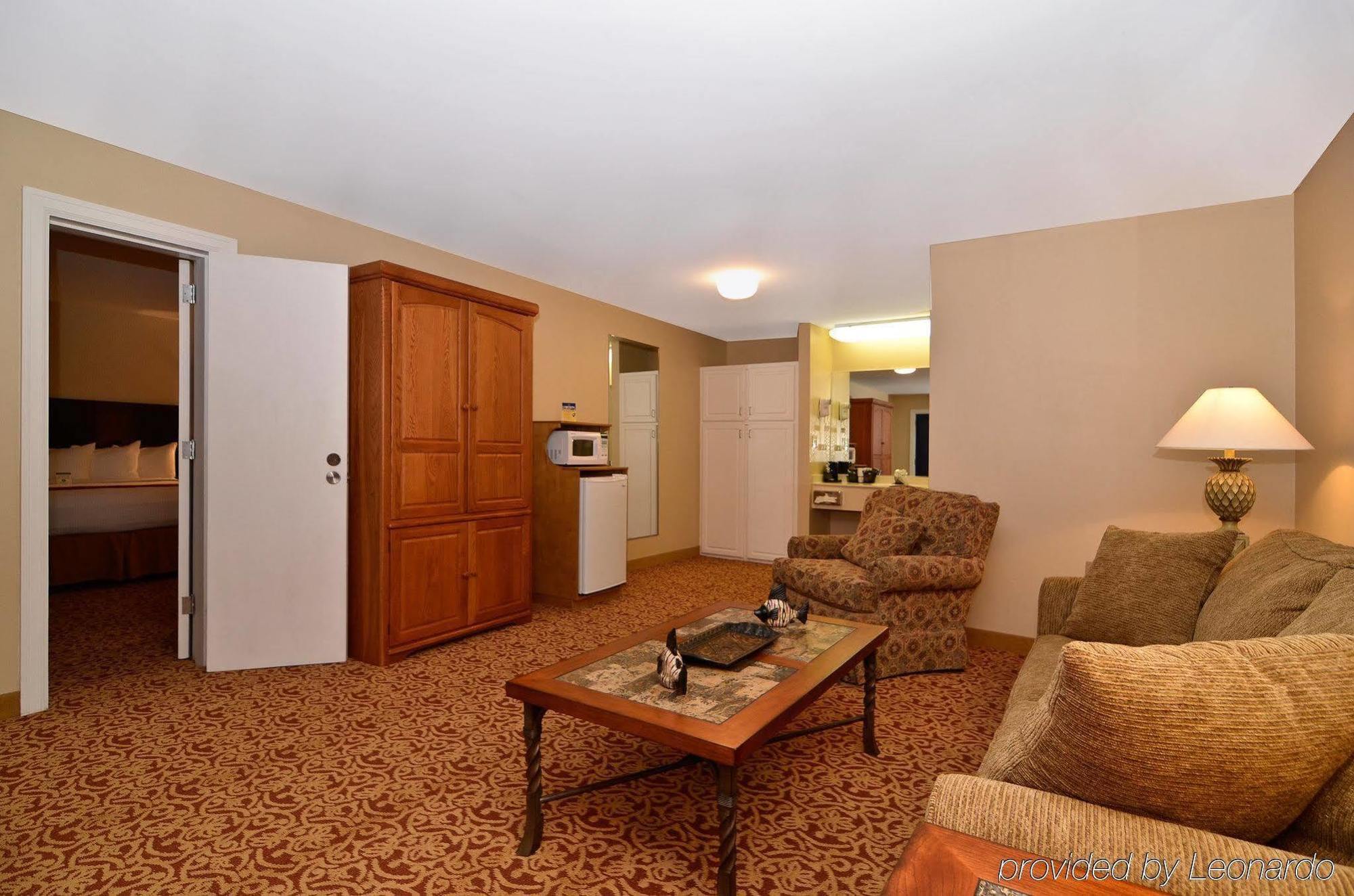 Days Inn By Wyndham Alexander City Exterior photo